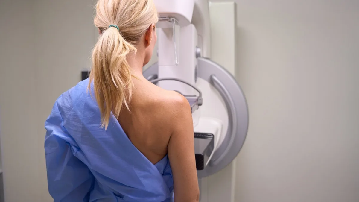 United Radiology blog thumbnail showing women’s health imaging in Melbourne, including breast scans, mammography and pelvic ultrasound.